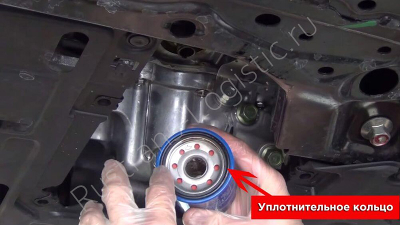 7. Смазать маслом уплотнительное кольцо.jpg