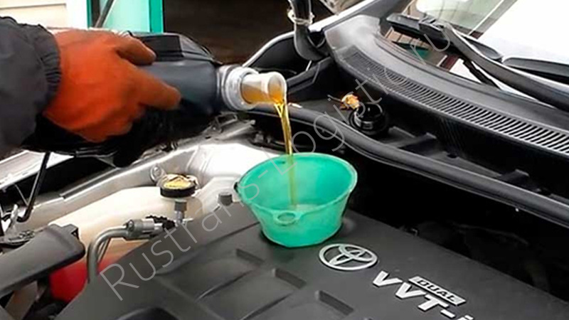 Замена моторного масла на Toyota