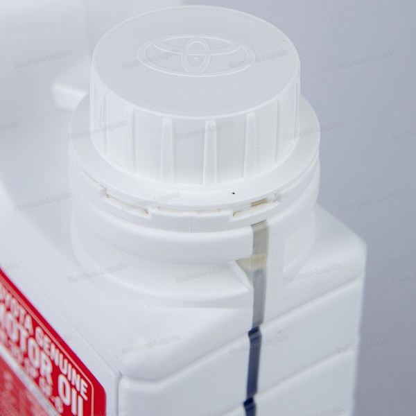 Моторное масло Toyota SP 5W-30 / ILSAC GF-6A, для бенз. двигателей, (Дубай), (1л)